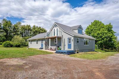 135 Bennetts Bay Road — photo 4