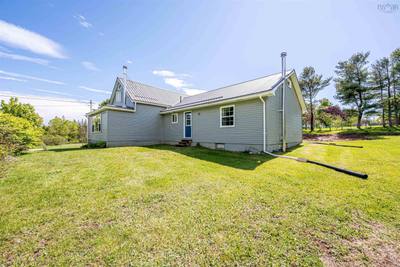 135 Bennetts Bay Road — photo 5
