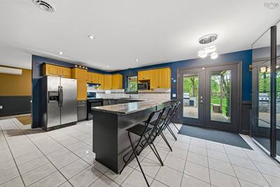 65 Lakehill Drive — photo 7