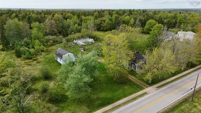 2091 Highway 203 — photo 3