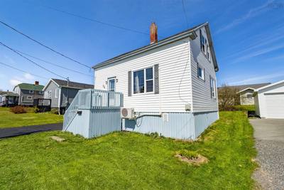 24 Highland Street B1a 2t5 Street — photo 3