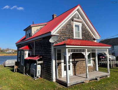 1729 Highway 6 — photo 4