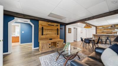 832 Myra Road — photo 8