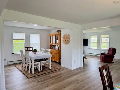 20 Jacquard Road — photo 6