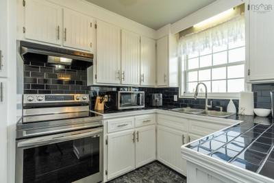 1331 Main Shore Road — photo 5