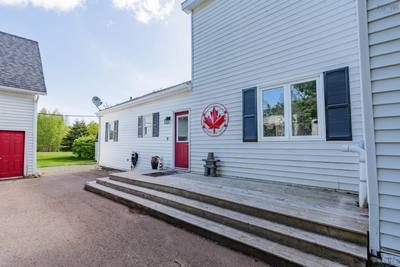 51 James Street — photo 3
