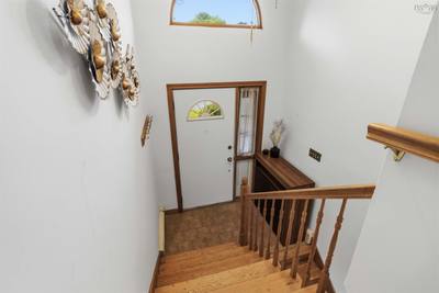 89 Clayton Park Drive — photo 4