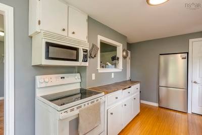 623 Main Street — photo 3