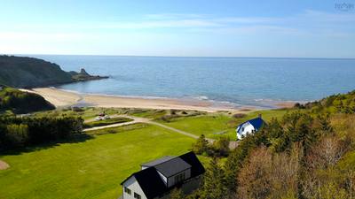 25-1 Chimney Corner Beach Road — photo 4