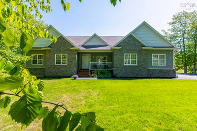 293 Aberdeen Drive — photo 3