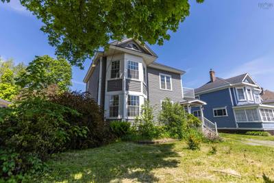 124 Church Street — photo 2