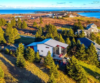 66 Beach Hill Road — photo 8