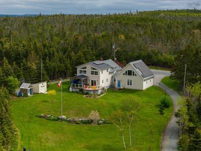 2270 Ostrea Lake Rd. — photo 2