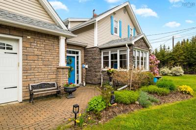 2270 Ostrea Lake Rd. — photo 4
