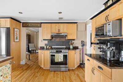 2270 Ostrea Lake Rd. — photo 8