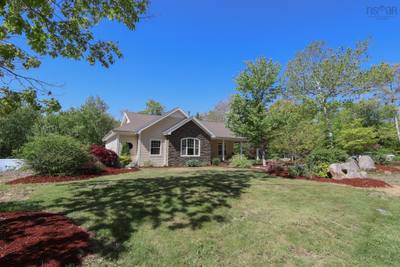 82 Lazy River Road — photo 2