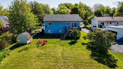 8 Iona Road — photo 3