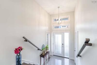 40 Talus Avenue — photo 4