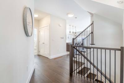 40 Talus Avenue — photo 5