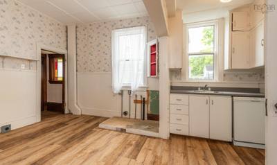 13 Porter Street — photo 8