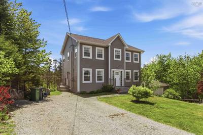 159 Summit Crescent — photo 3