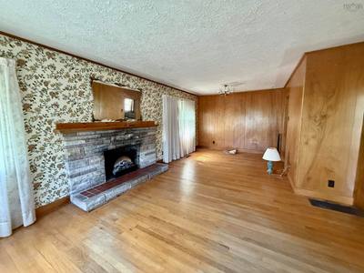 674 Hammonds Plains Road — photo 5
