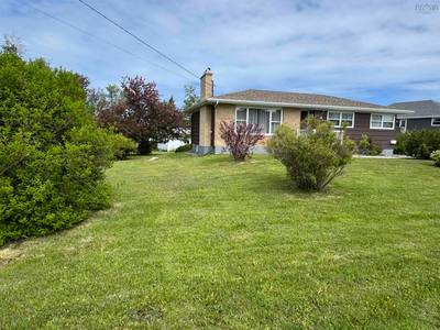 4 Macaulay Avenue — photo 2