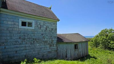 8599 Highway 1 — photo 2