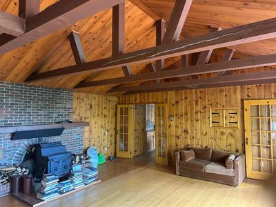179 Camelot Drive — photo 5