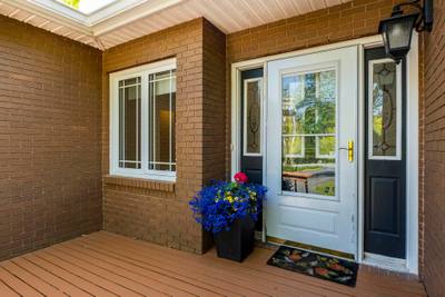 56 Bristol Avenue — photo 2