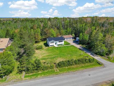 18 Gordon Whitney Drive — photo 5