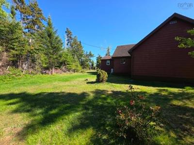 251 Bayview Drive — photo 5