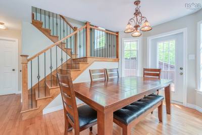 73 Strickland Avenue — photo 5