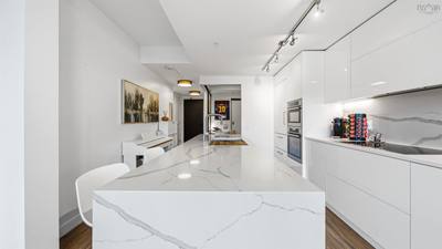 1650 Granville Street #1406 — photo 7