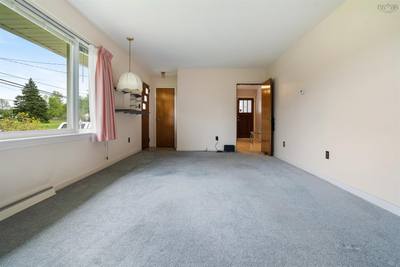 624 Abercrombie Road — photo 3