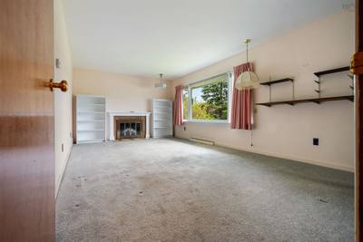 624 Abercrombie Road — photo 4