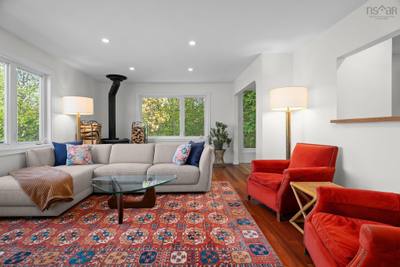61 Donaldson Avenue — photo 7