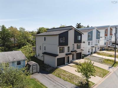 42 Hilden Drive — photo 2