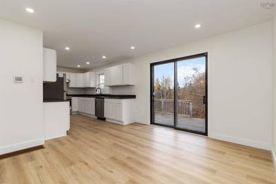 27 Countway Road — photo 5