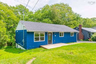 27 Meadowview Drive — photo 3