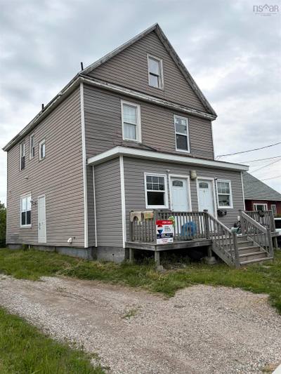 1491 Victoria Road — photo 3