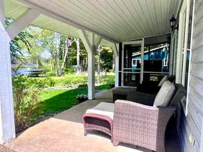 172 Hillcrest Drive — photo 4