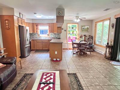 172 Hillcrest Drive — photo 5
