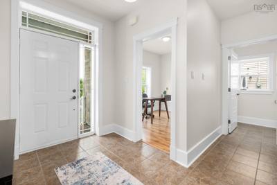 5 Brentwood Drive — photo 4