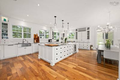 5950 Inglewood Drive — photo 8