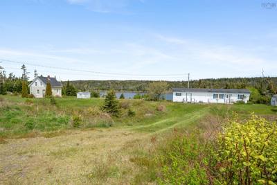 447&453 Fishermans Harbour Road — photo 8