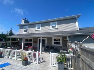 707 Bernard Street — photo 2