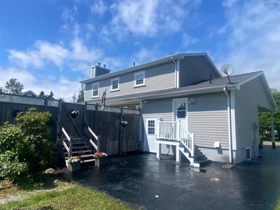 707 Bernard Street — photo 3