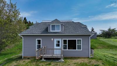 50 Riverview Drive — photo 2