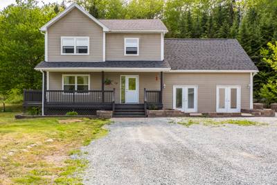 54 Tina Court — photo 4